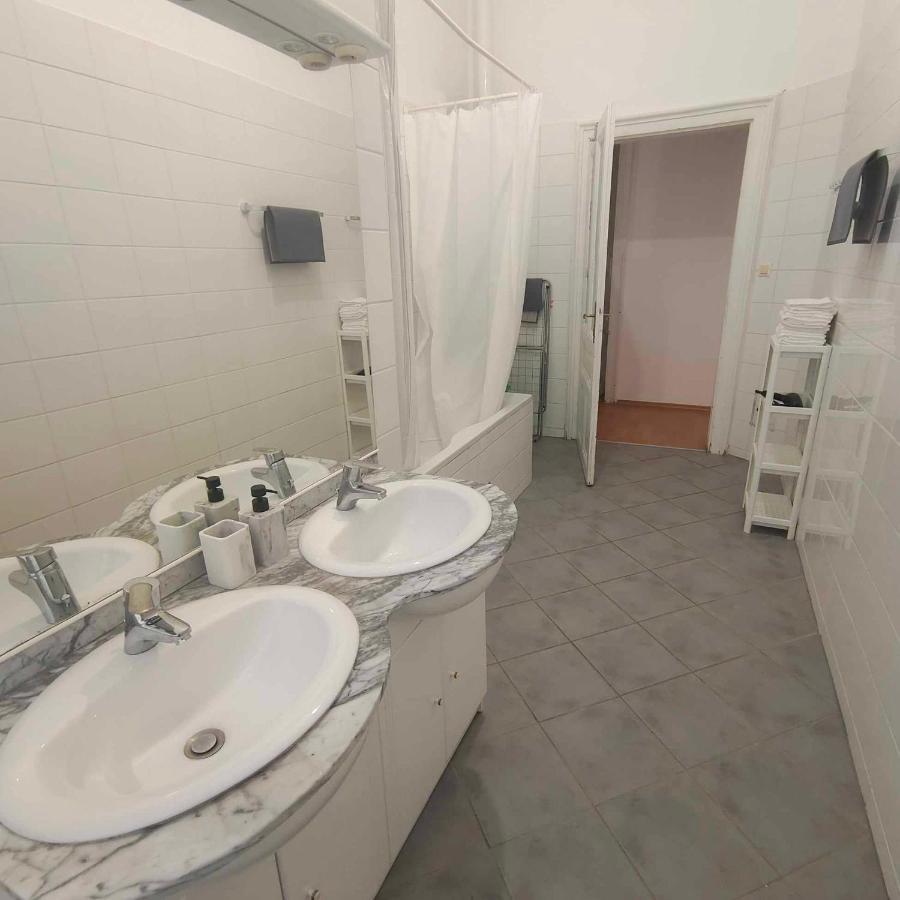 Large 4 Room Apartment In The Center Of Vienna Luaran gambar