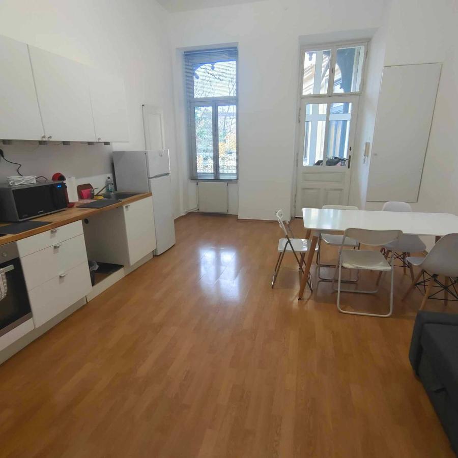 Large 4 Room Apartment In The Center Of Vienna Luaran gambar
